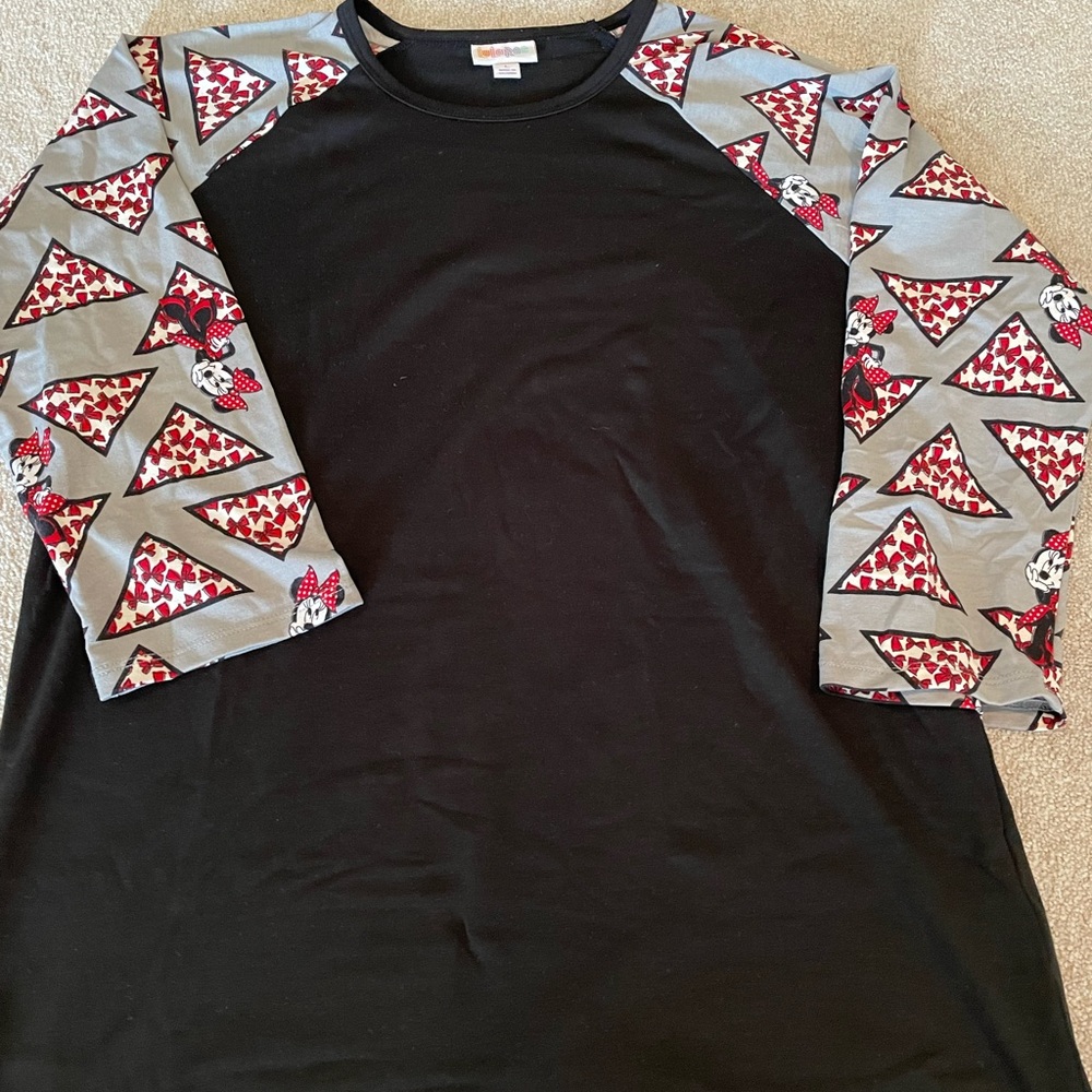 Lularoe Randy baseball tee